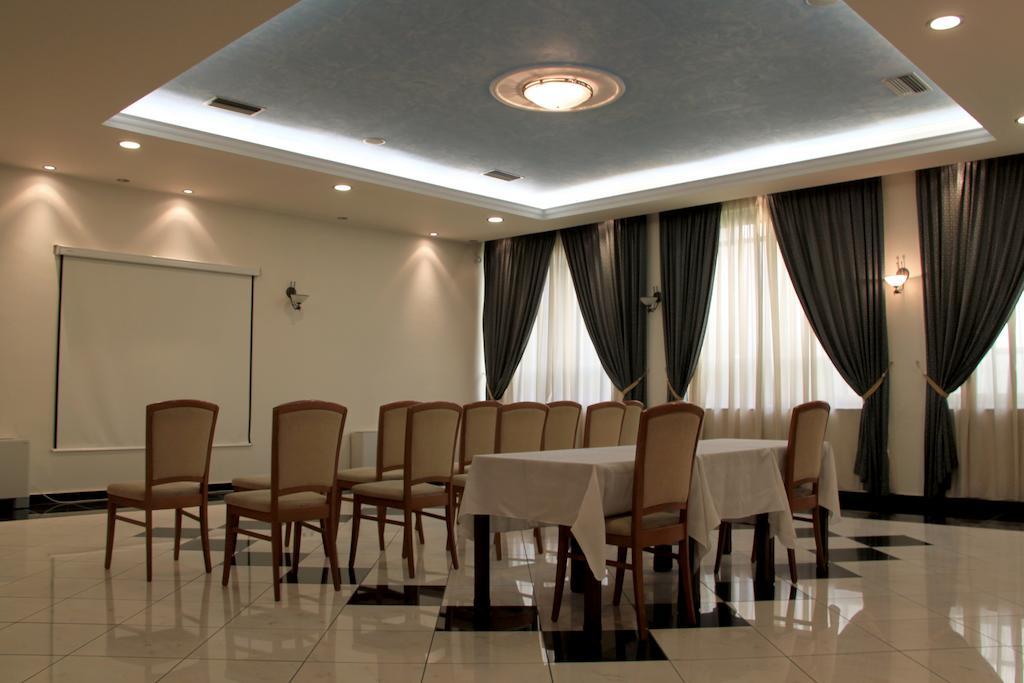 Hotel Platon เอเธนส์ ภายนอก รูปภาพ